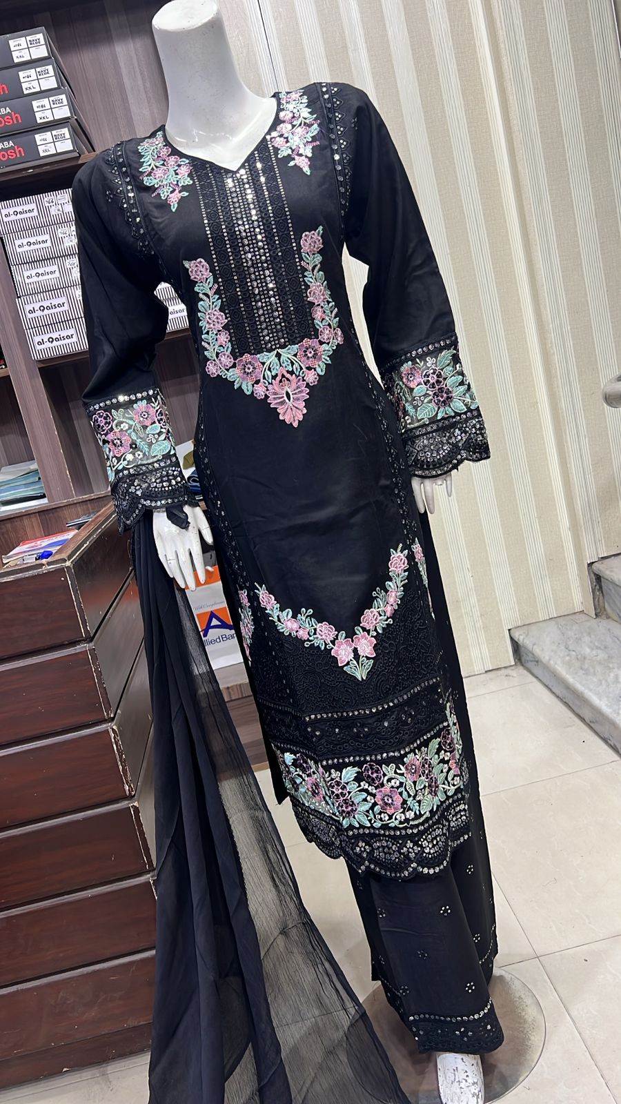 SHAZ9007 Chiffon Embroidered Mummy n Me Suits - Memsaab Online