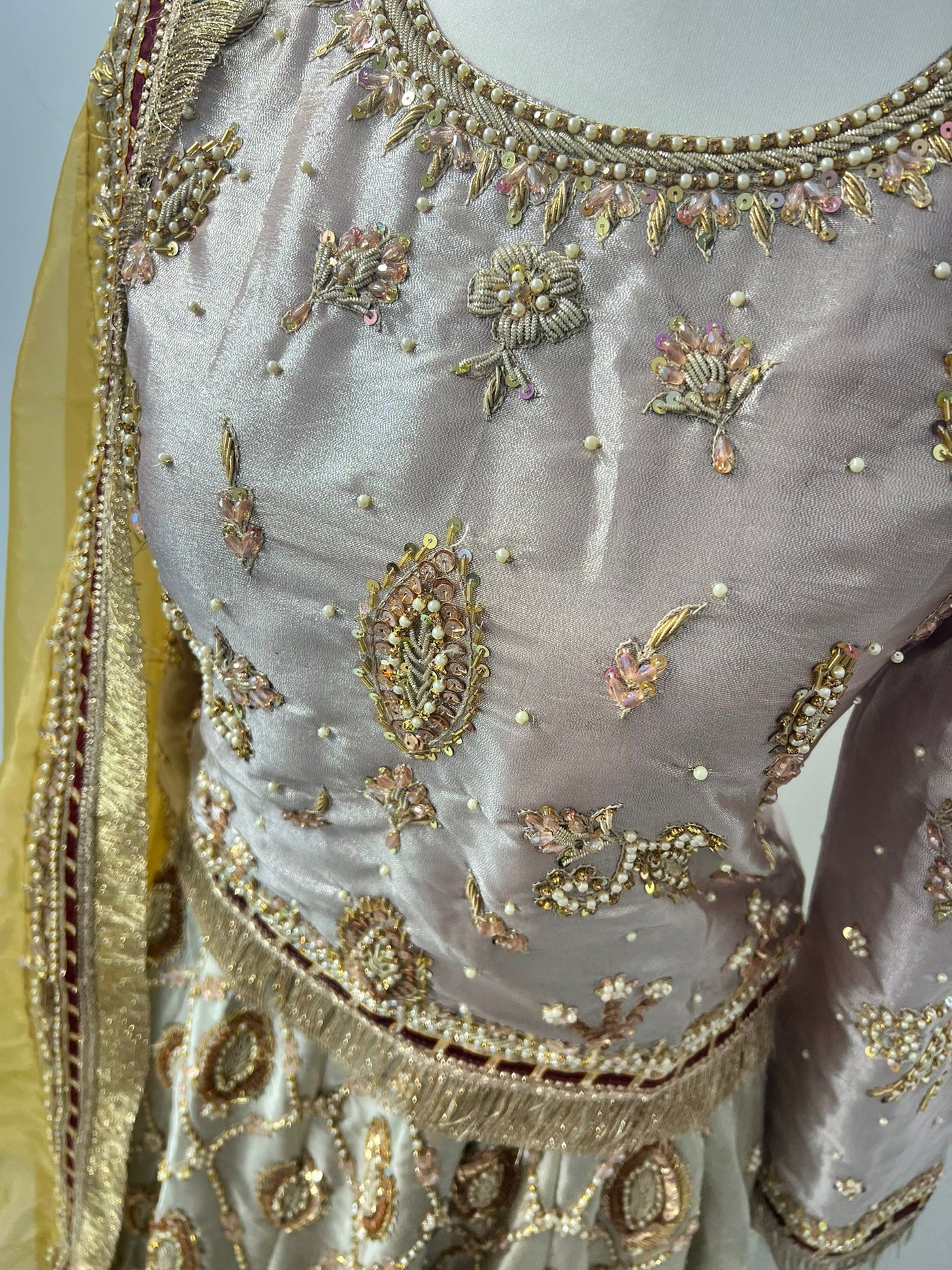 SRB119 Aimen Sehrish.B Designer - Memsaab Online