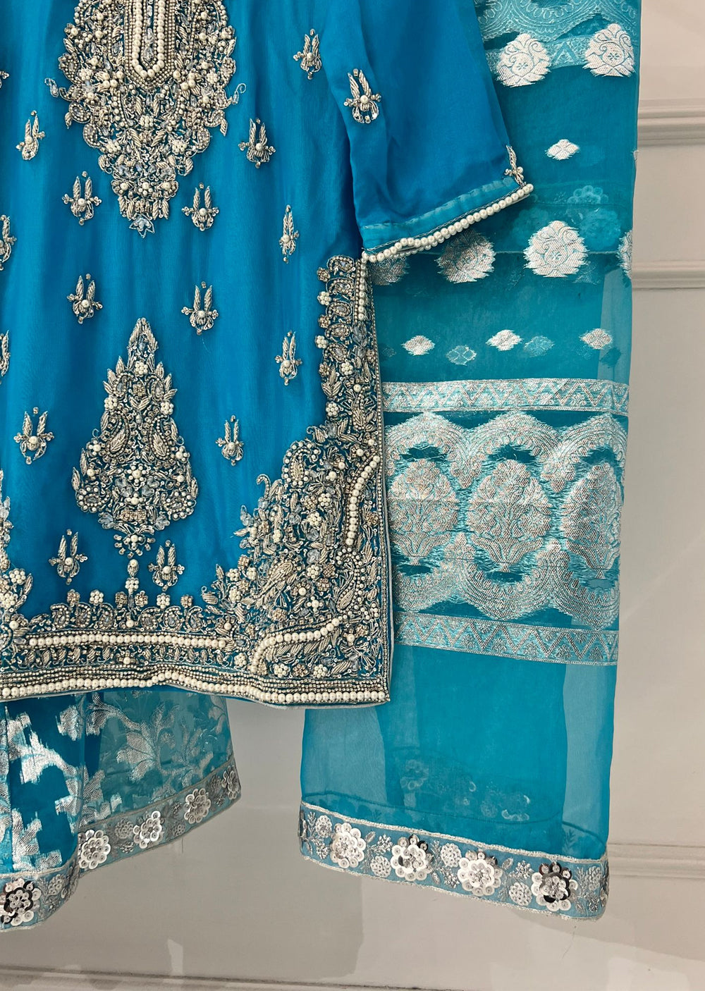 SRB9915 - Anchal Ferozi Sehrish.B Designer - Memsaab Online