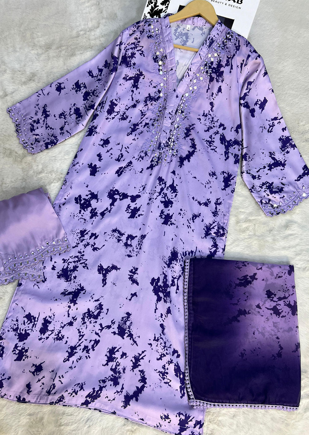 SMR3102 Yumna - Lilac Readymade Silk Suit - Memsaab Online