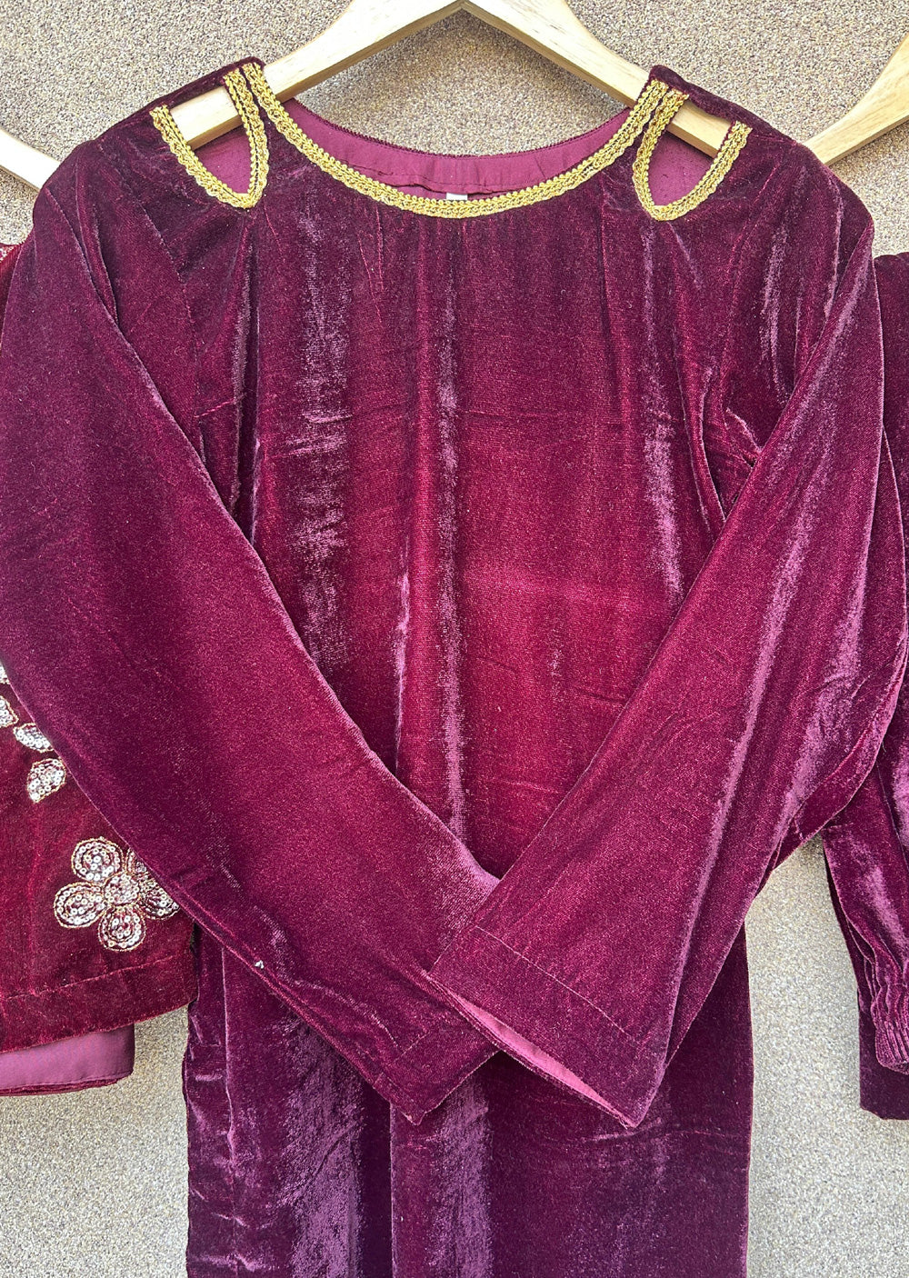 ASBC-02 - Red - Readymade Asma Winter Velvet Suit 2025 - Memsaab Online