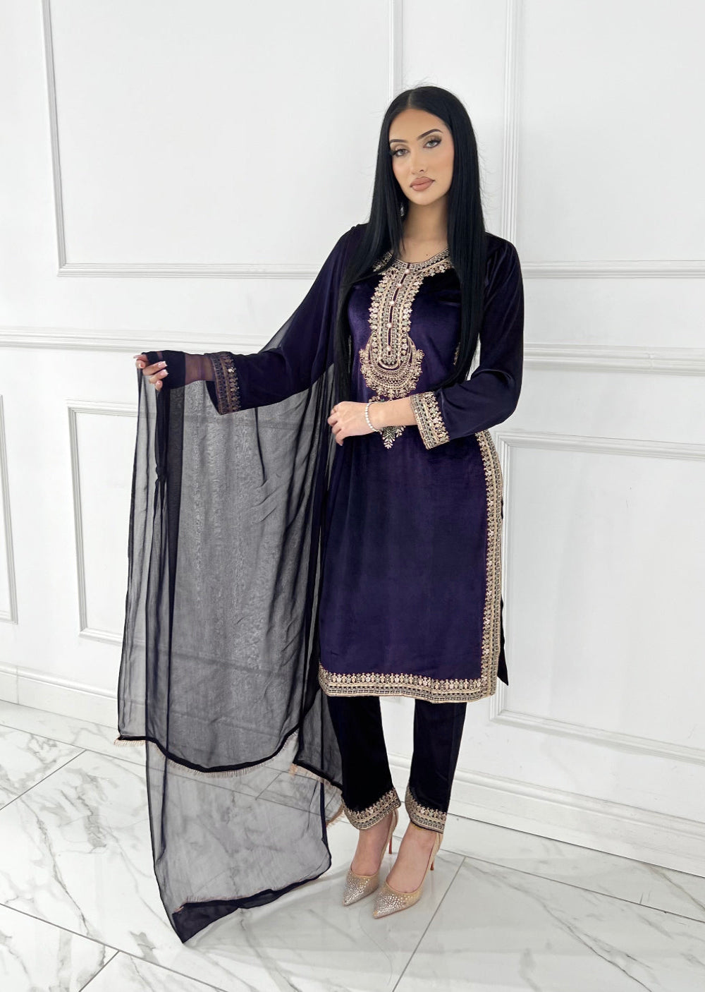BPH-204 - Readymade Velvet Suit