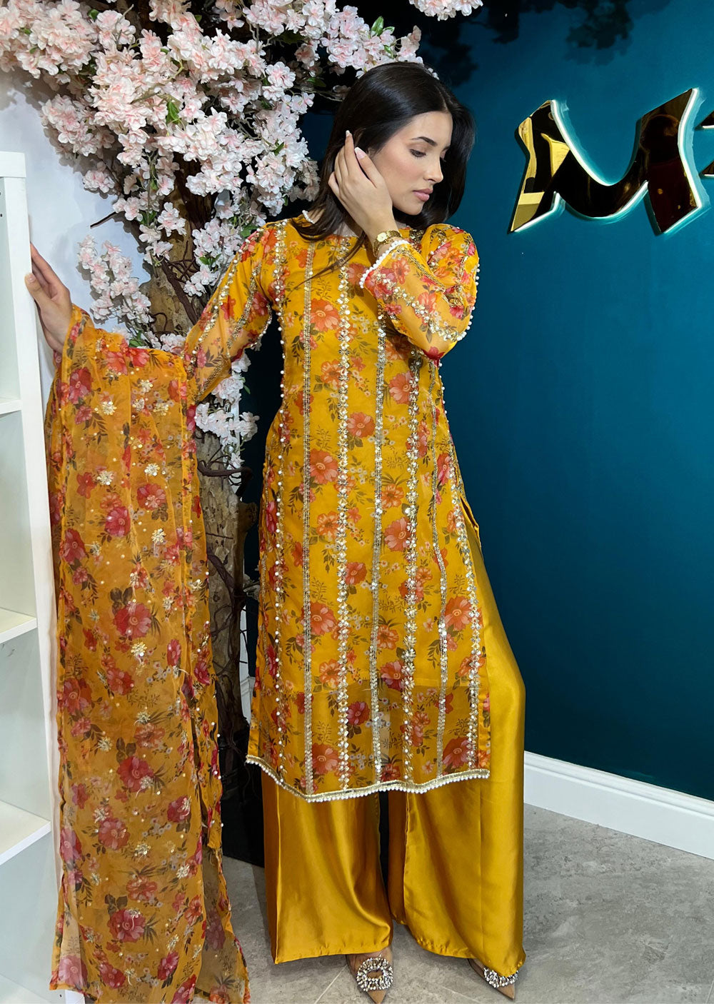 HK269 Zarifa - Readymade Organza Suit - Memsaab Online