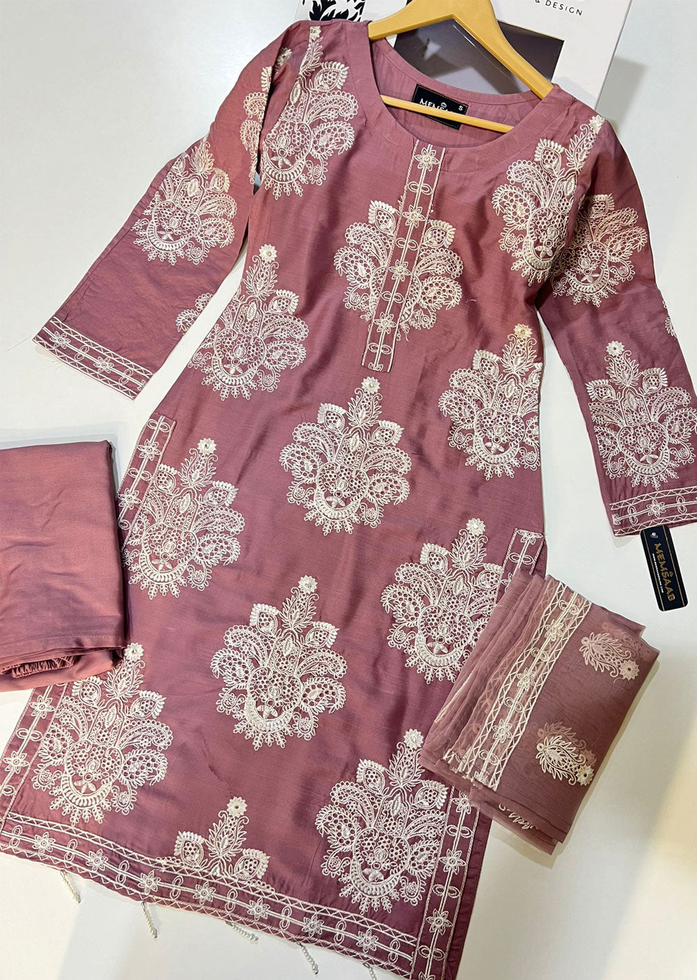 HK251 - Pink Readymade Linen Suit - Memsaab Online