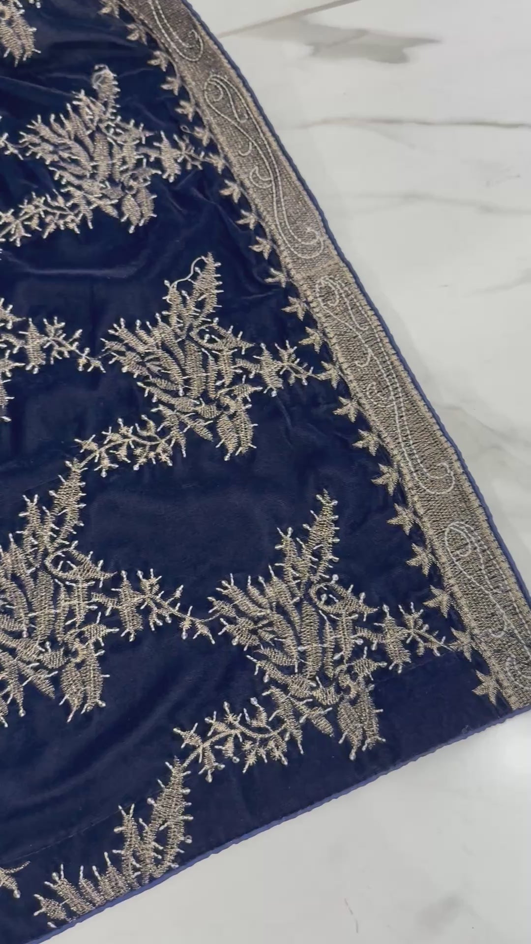 SMV102 Embroidered Velvet Shawl