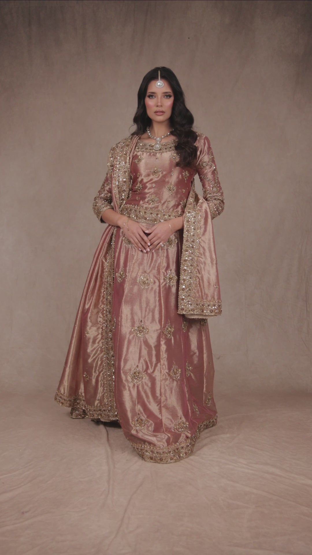 SRB2601 Silkfall Sehrish B Formals