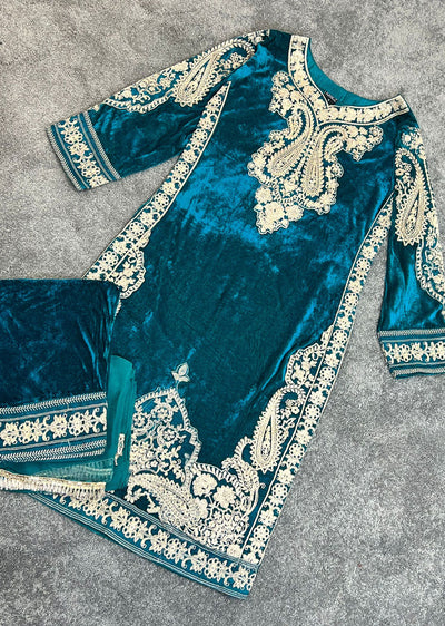 RGZ1514 Teal Readymade Velvet Suit - Memsaab Online