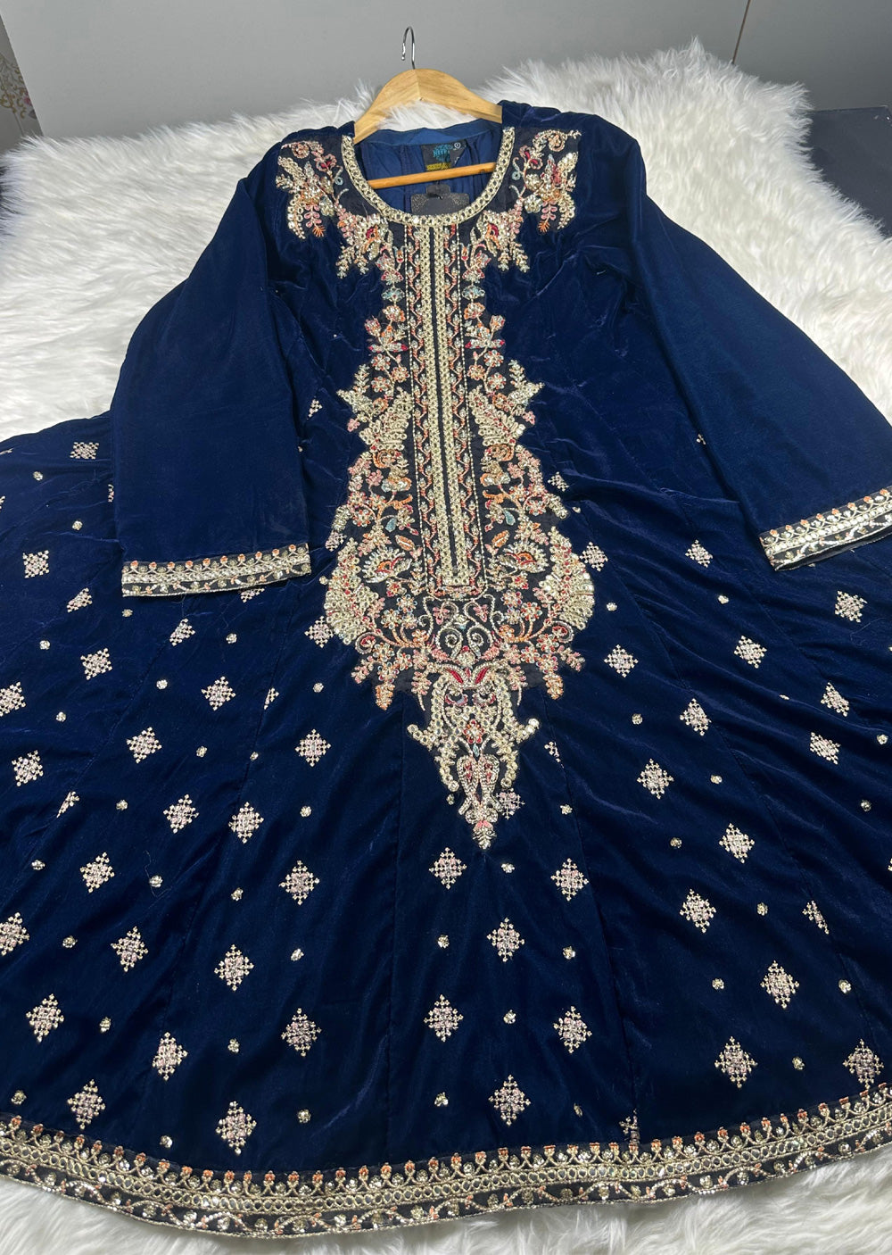 HSS-158 - Teal - Readymade Heeras Sapphire Velvet Majesty Suit - Memsaab Online