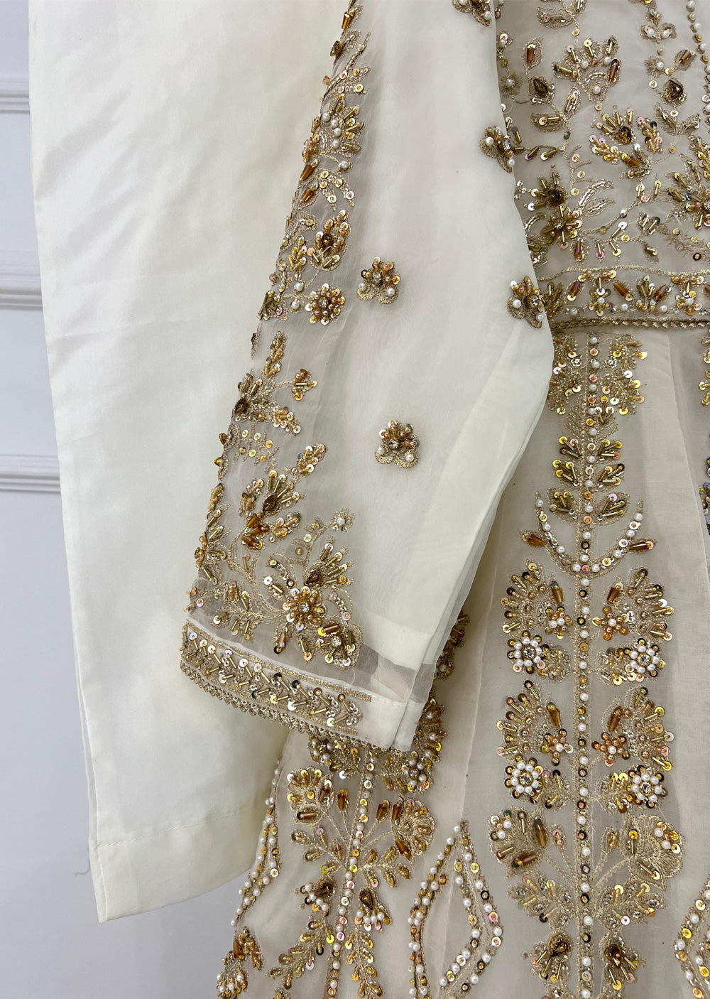 SRB1309 - Agarwali - White Sehrish.B Designer Suit - Memsaab Online