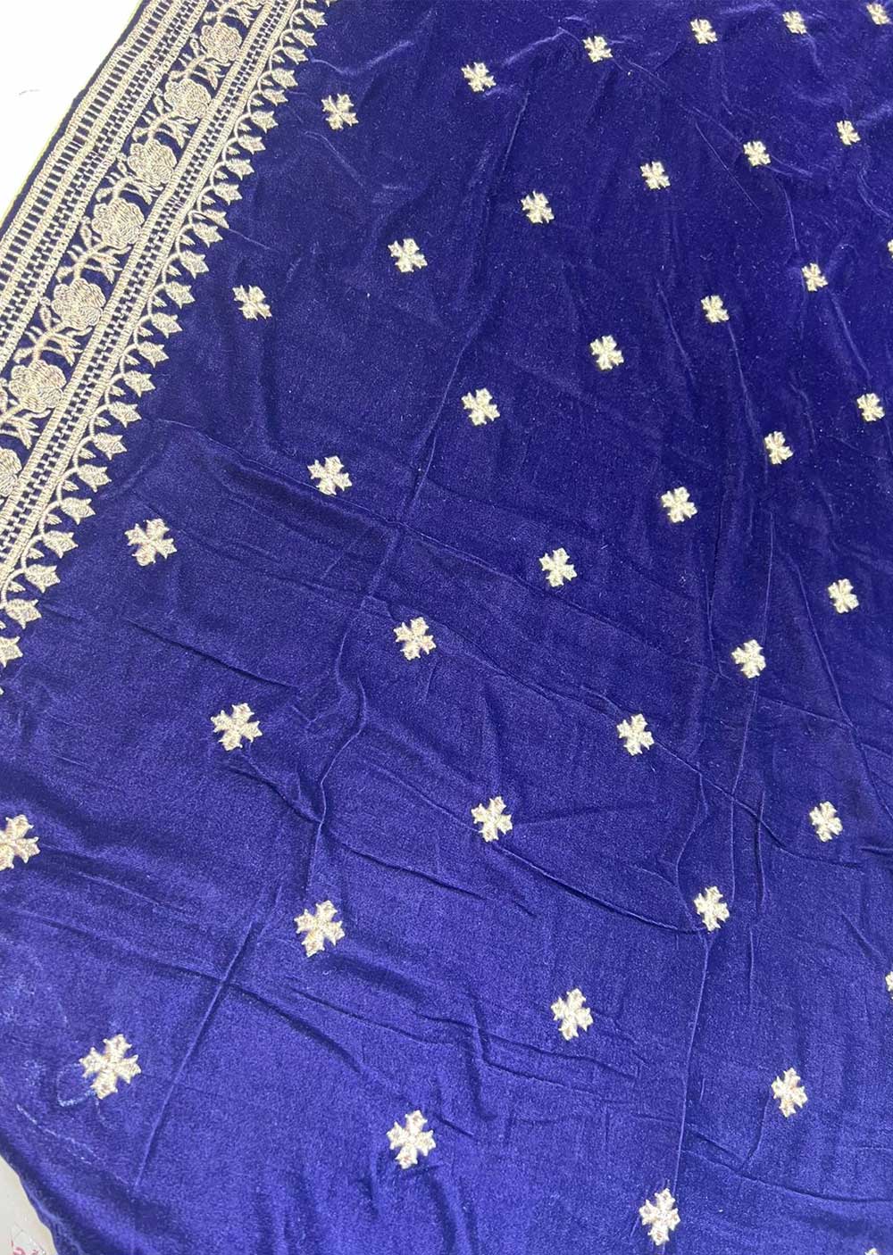 VLT-02 - Purple - Embroidered Velvet Shawl - Memsaab Online