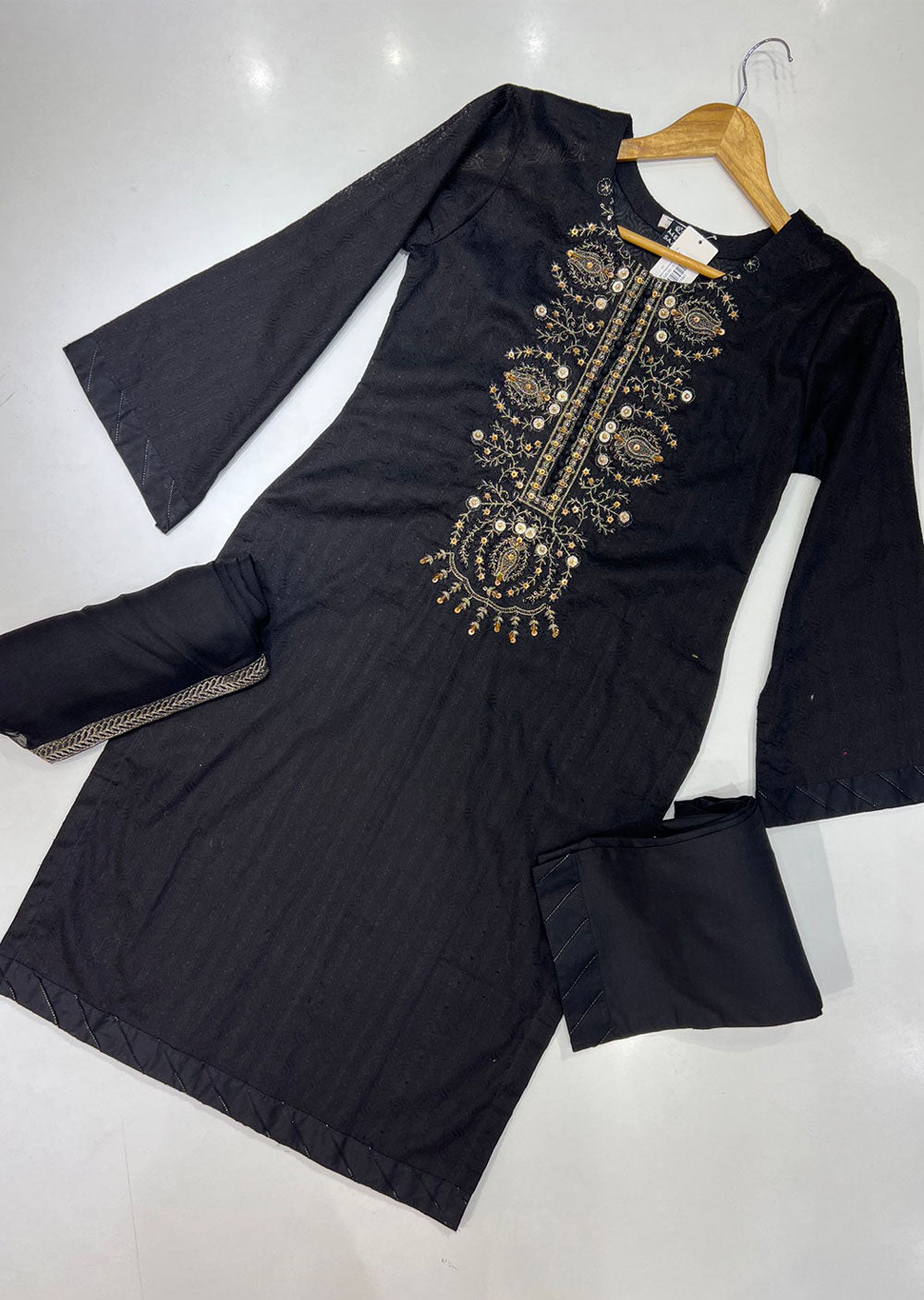 ZN3019 - Black Readymade Lawn Suit - Memsaab Online