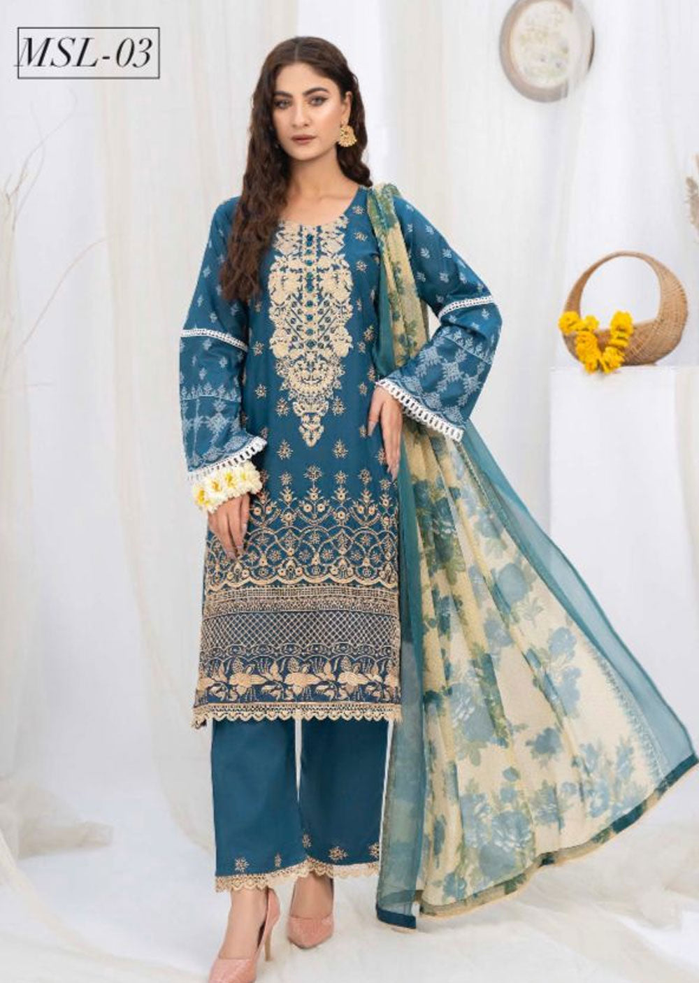 MNR-03-R - Readymade - Munira Digital Lawn Collection 2023 - Memsaab Online