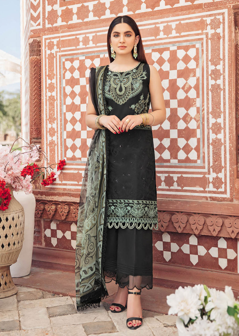 Z-204-R - Readymade - Andaaz Luxury Lawn Vol 2 2022 - Memsaab Online