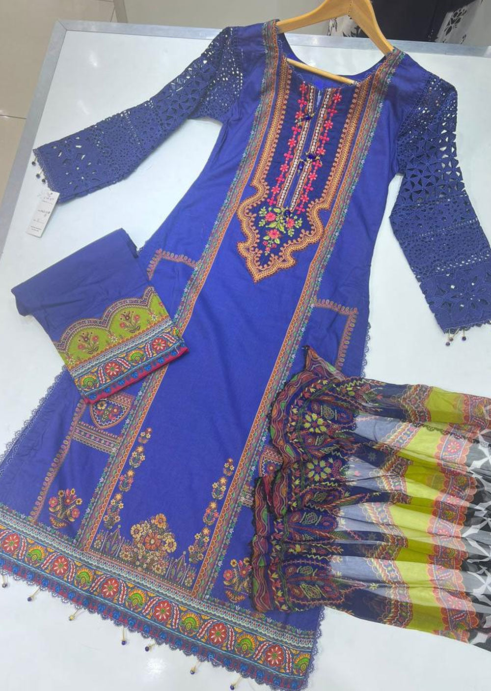 MSD-04R-B - Readymade - Maria.B M.Prints Eid Collection 2022 - Memsaab Online