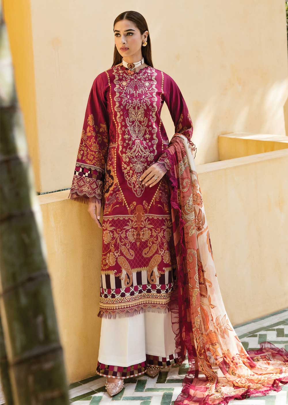 GML-05-R - Taaliah - Readymade - Gulaal Lawn Collection 2023 - Memsaab Online