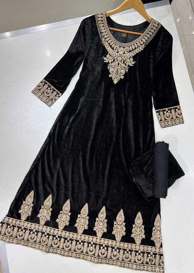 RGZ782 Black Readymade Embroidered Velvet Suit - Memsaab Online