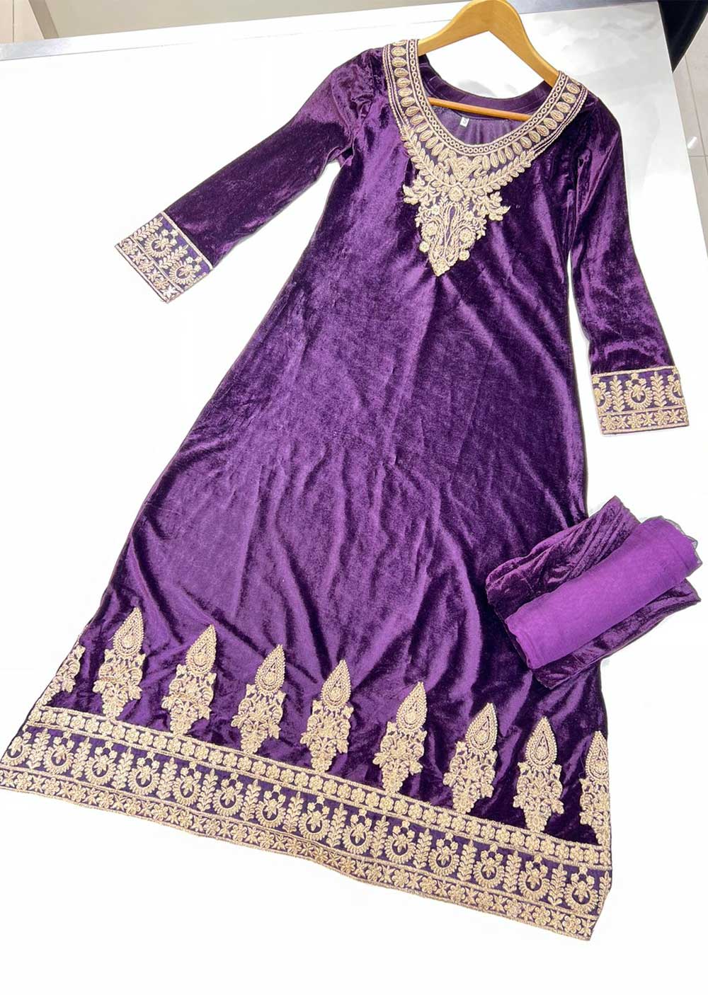 RGZ782 Purple Readymade Embroidered Velvet Suit - Memsaab Online