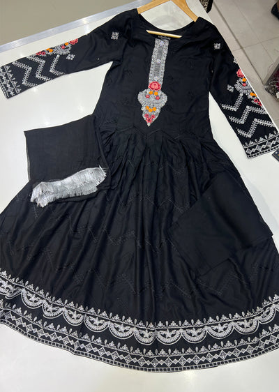 HK125 Zaina Readymade Dress - Memsaab Online