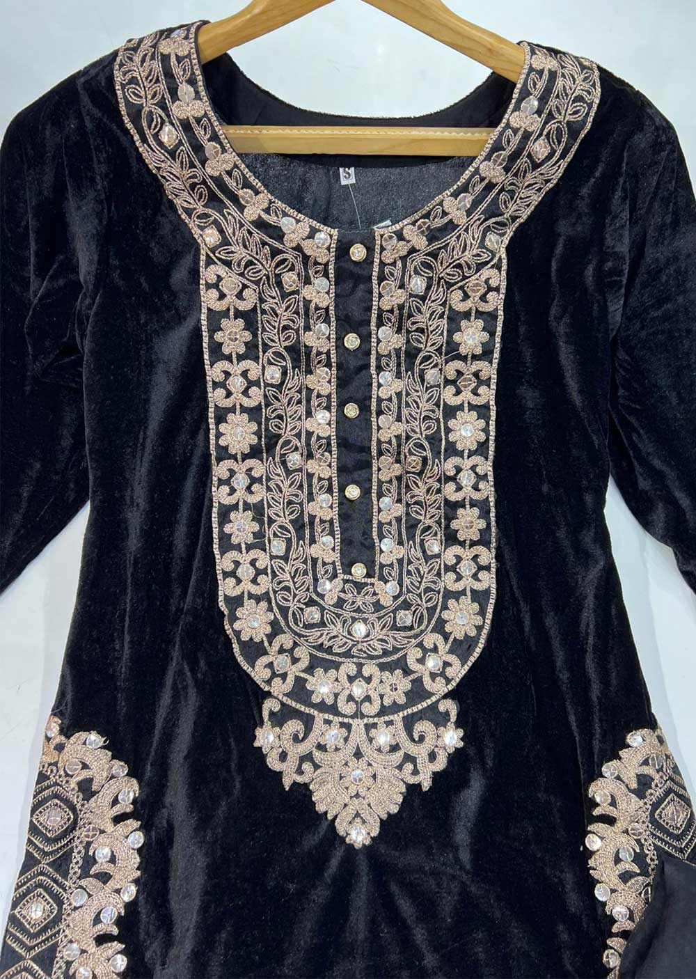 RGZ823 Black Readymade Velvet Suit - Memsaab Online