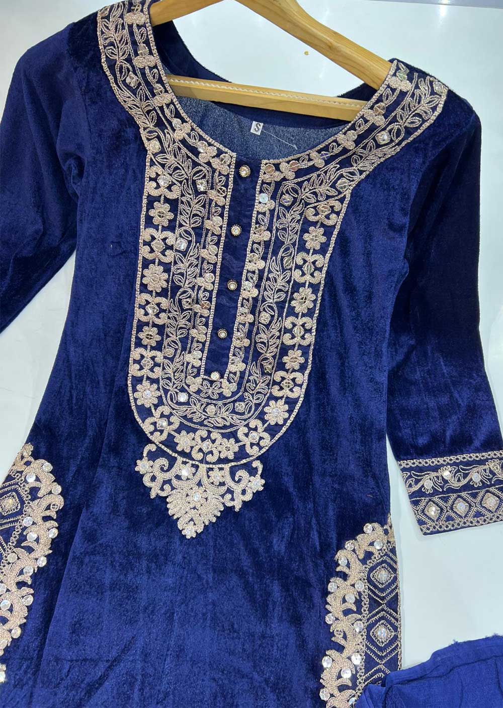 RGZ823 Blue Readymade Velvet Suit - Memsaab Online