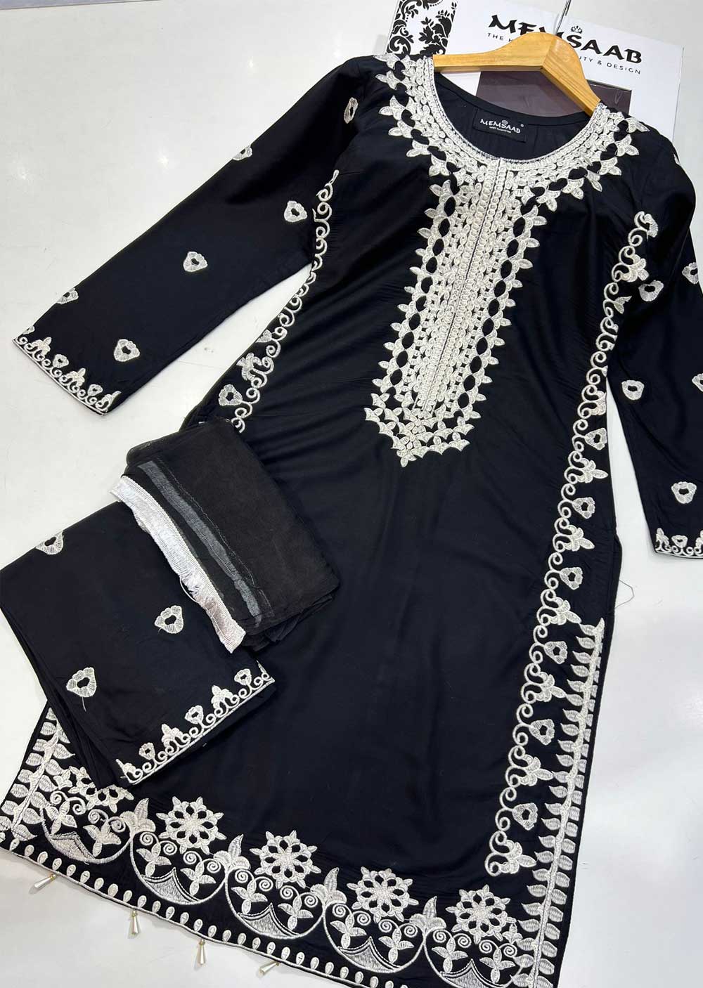 HK203 Sayasra Readymade Black Linen Suit - Memsaab Online