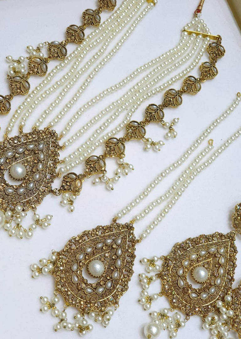 Ruhi -Gold/Pearl- Necklace Set - Memsaab Online
